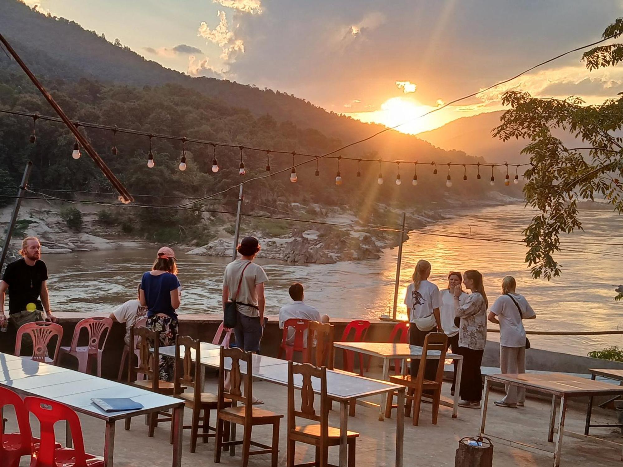 Villa Mekong 2 Guesthouse ปากแบ่ง ภายนอก รูปภาพ
